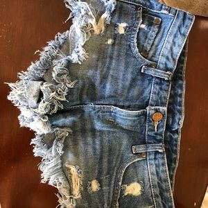 Aso Jessie James decker